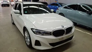 BMW 3 Series Touring 318d 2023