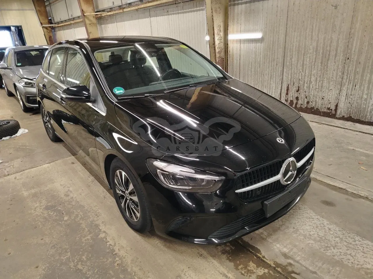 Mercedes-Benz B 180d 2023