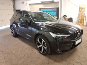 Volvo XC60 Plus Dark 2024