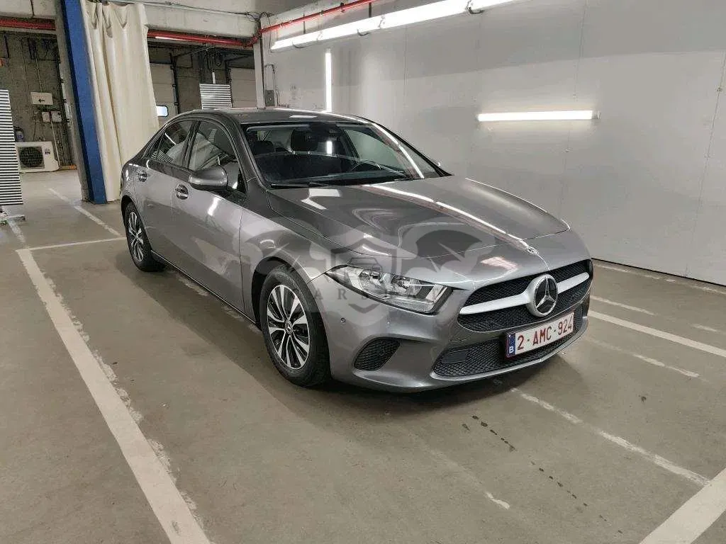 Mercedes-Benz A 180 Business Solution 2021