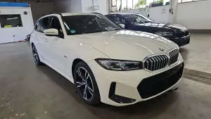 BMW 3 Series Touring 320e 2023