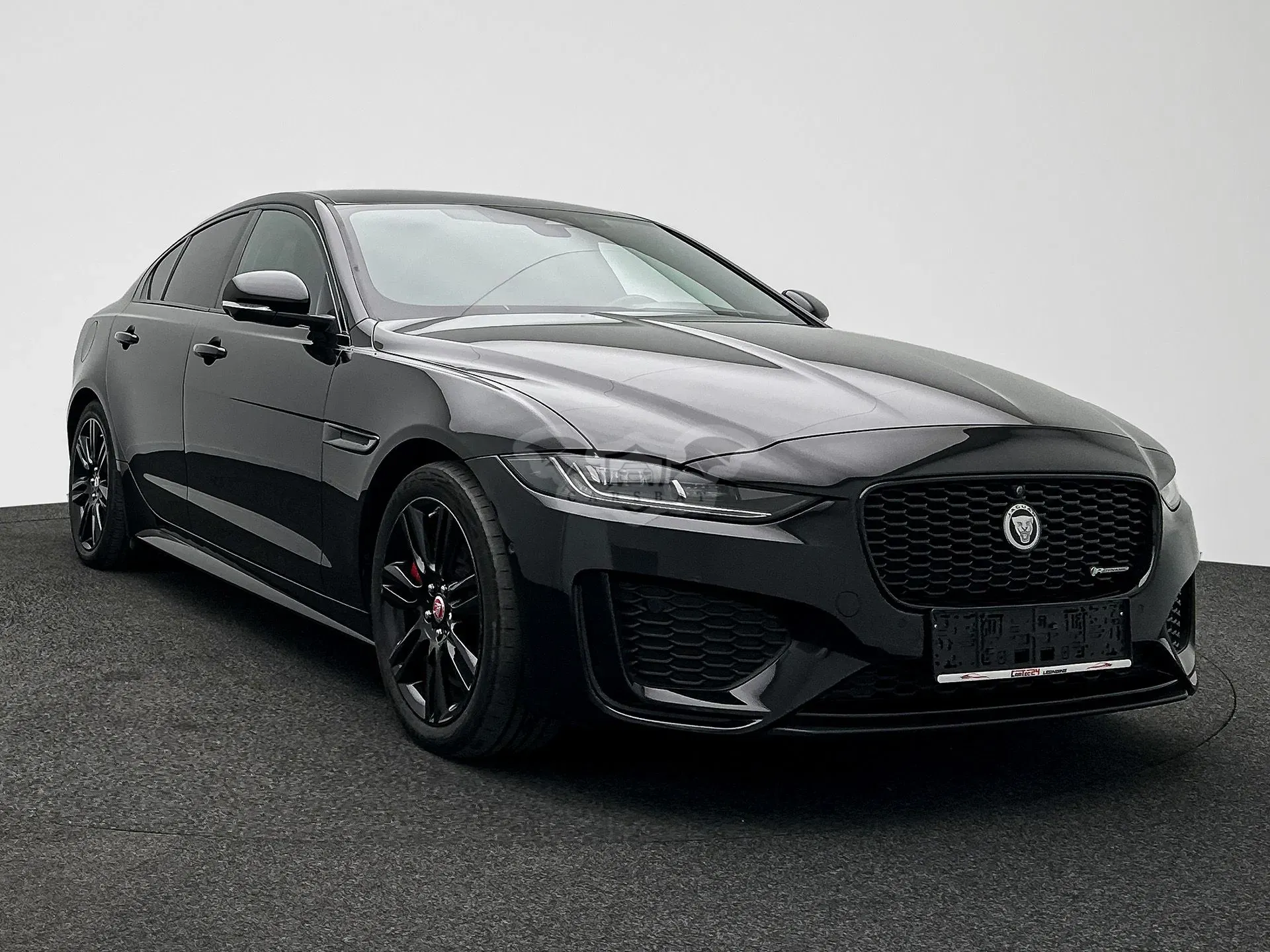 Jaguar XE 2.0d S 2021