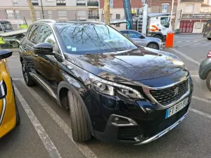 Peugeot 3008 1.2i Allure Business 2020