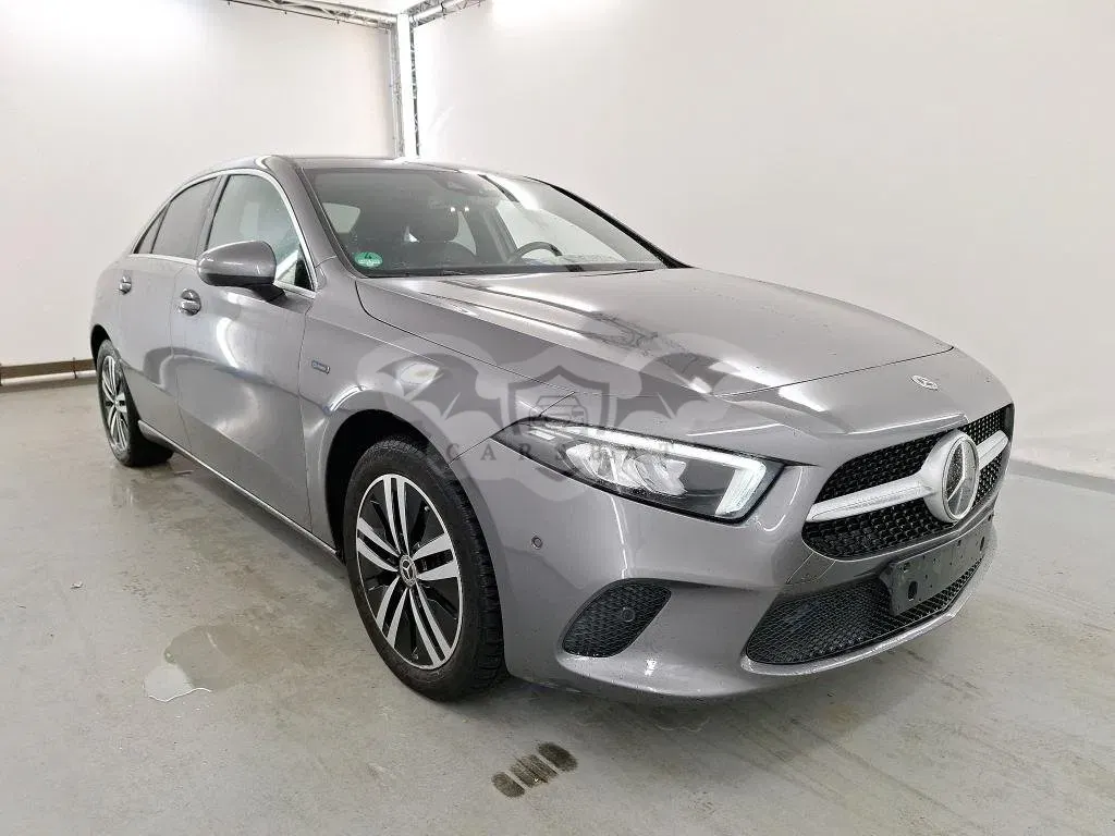 Mercedes-Benz A 250e Business Solution 2021