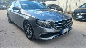Mercedes-Benz E 220d Business 2021