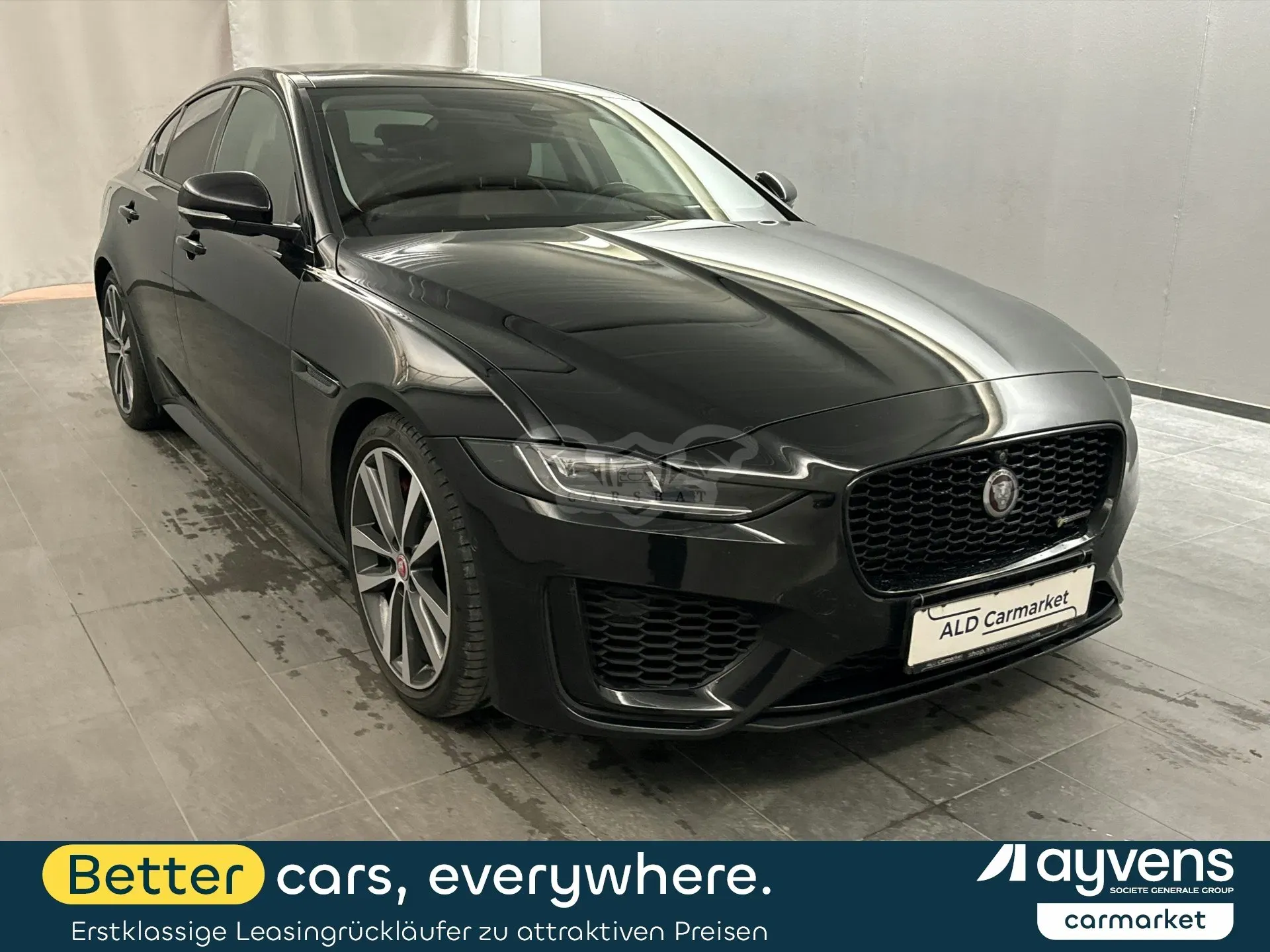 Jaguar XE R-Dynamic Black 2021