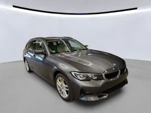 BMW 3 Series Touring 320d 2022