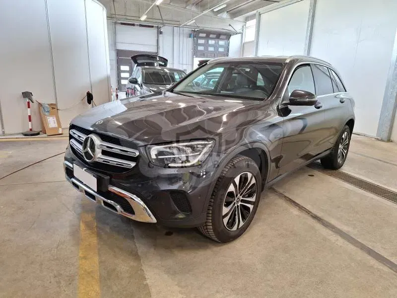 Mercedes-Benz GLC 300e Business Extra 2021