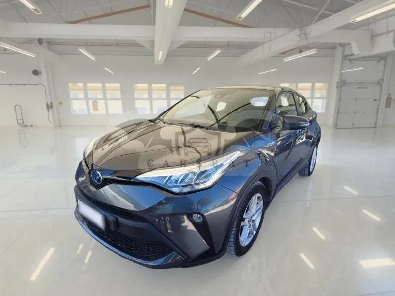 Toyota C-HR 1.8h Business 2022