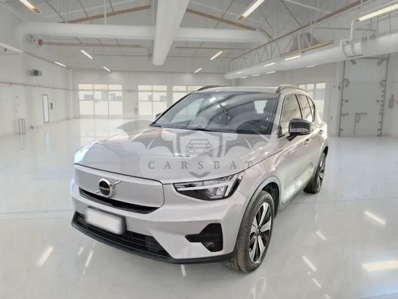 Volvo XC40 Plus 2023