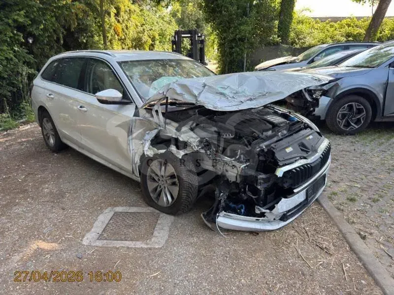 Skoda Octavia Combi 2.0 TDI Executive 2024