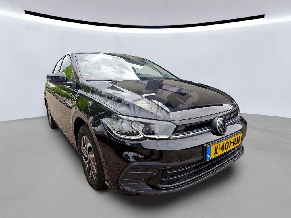 Volkswagen Polo 1.0 TSI Life Business 2024