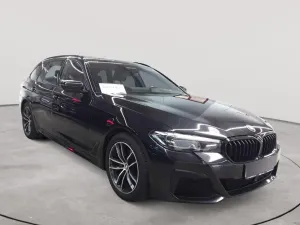 BMW 5 Series Touring 520d 2023