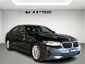 BMW 5 Series 520d Business 2022