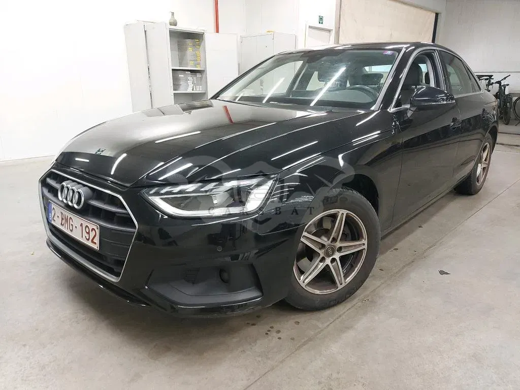 Audi A4 30 TDI Attraction 2022