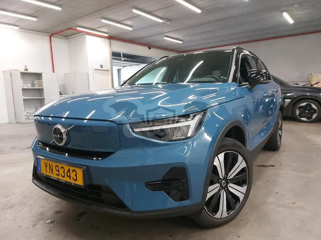 Volvo XC40 Plus 2023
