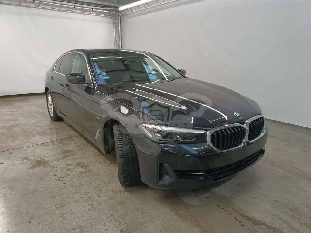 BMW 5 Series 530e Lounge 2022