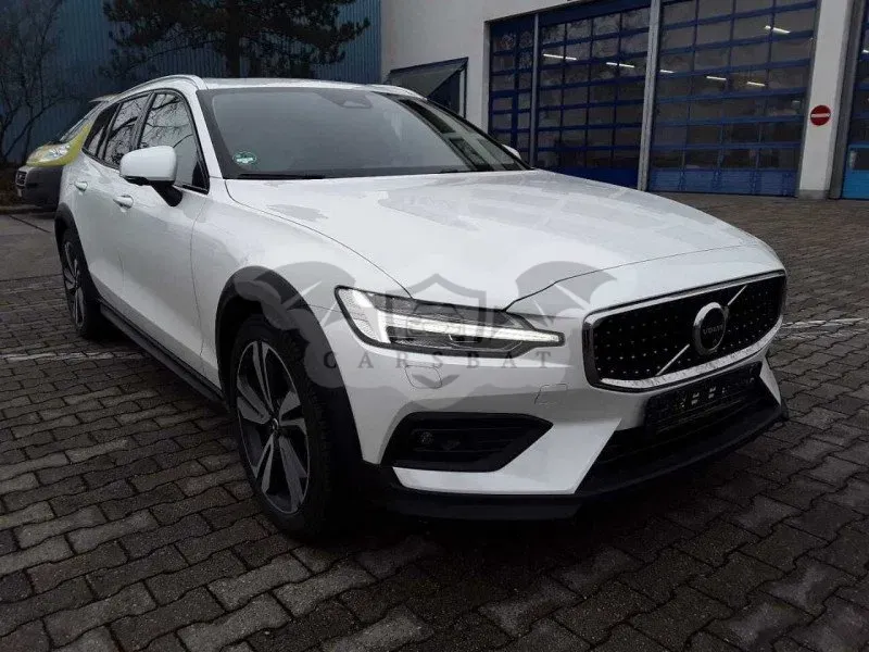 Volvo V60 Cross Country Ultimate 2024