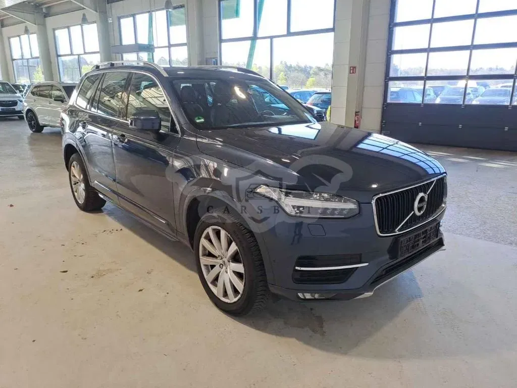 Volvo XC90 Momentum 2017