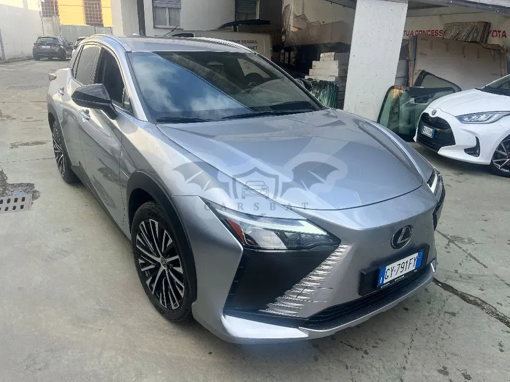 Lexus RZ 450e 2025