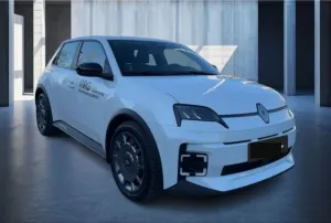 Renault 5 E-Tech 2025