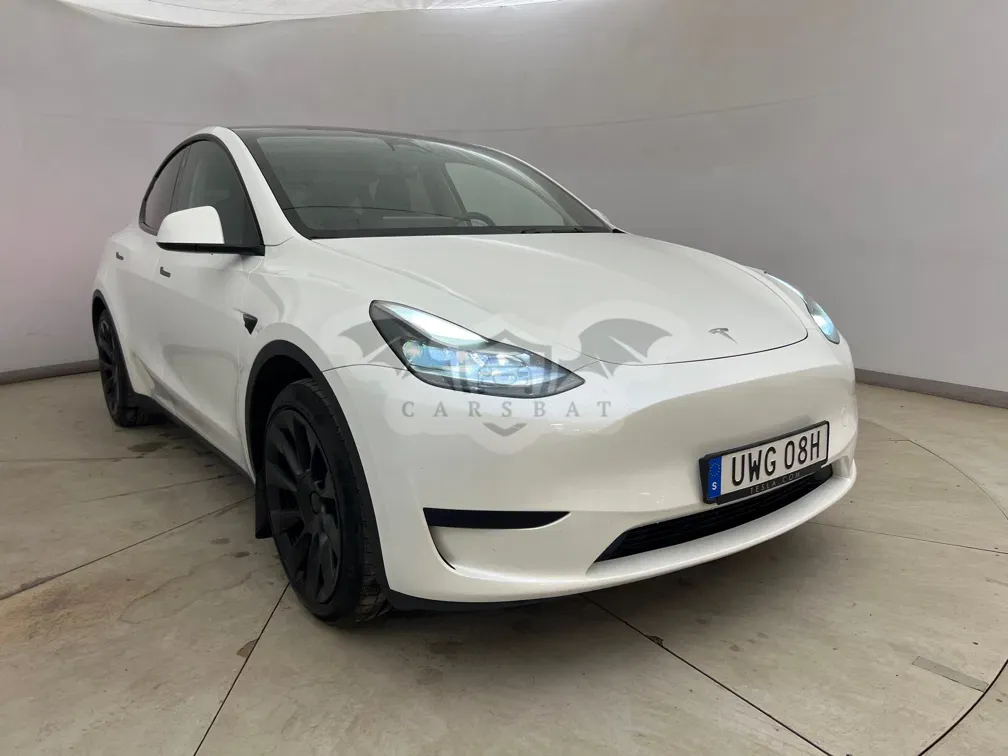 Tesla Model Y Standard Range 2023