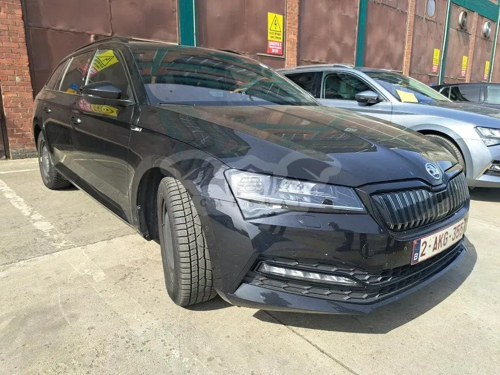 Skoda Superb Combi 1.4 TSI Sportline 2021