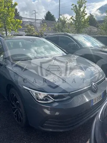 Volkswagen Golf Variant 1.0 eTSI Life 2023