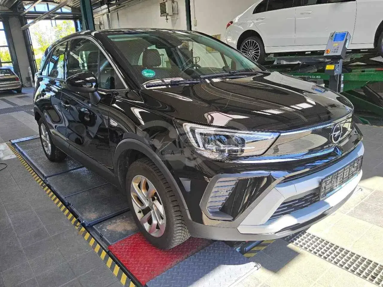 Opel Crossland 1.2 Business Elegance 2022