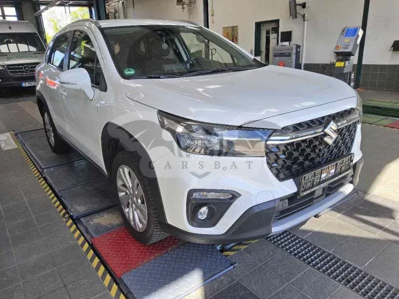 Suzuki S-Cross 2024