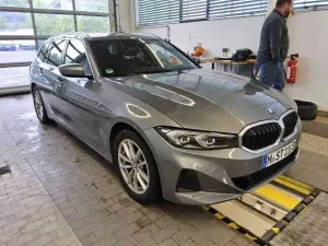 BMW 3 Series Touring 318d 2023
