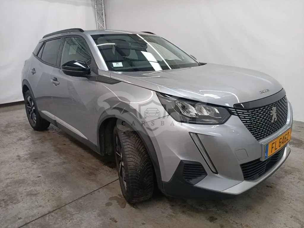 Peugeot 2008 1.2i Allure 2022