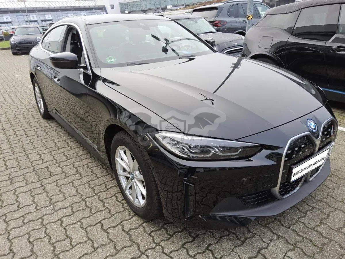 BMW i4 35e 2023