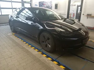 Tesla Model 3 Standard Range Plus 2022