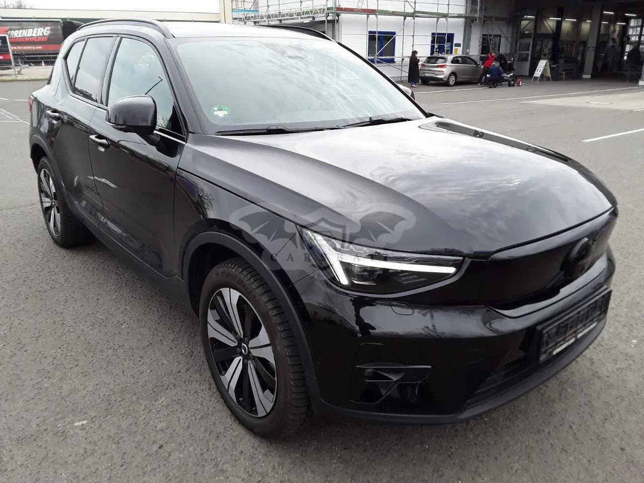 Volvo EX40 Extended Range 79 kWh Black Edition 2024