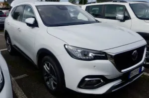 MG EHS 1.5 T-GDI Luxury 2023