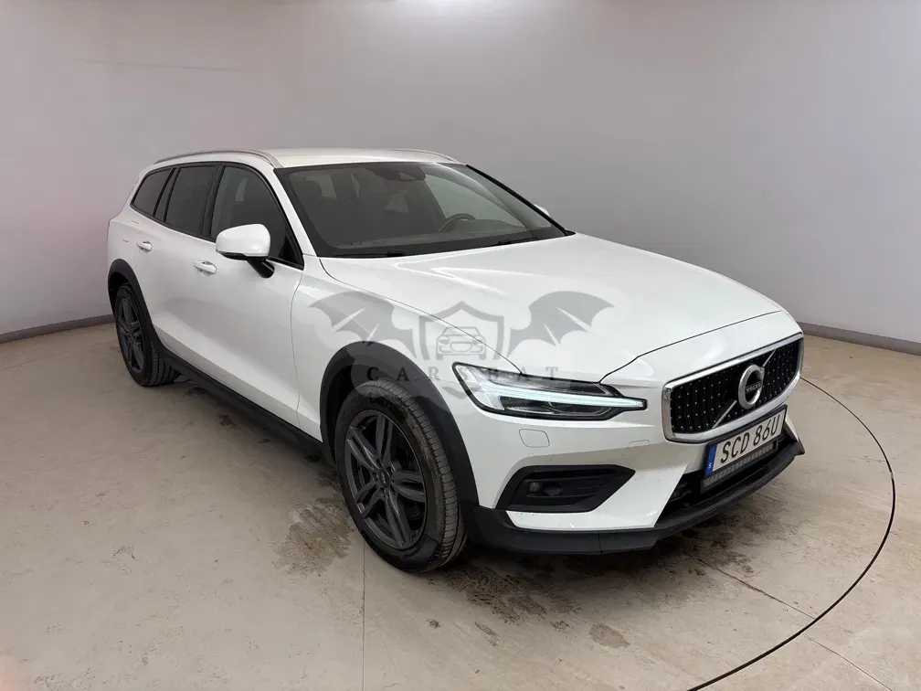 Volvo V60 Cross Country B4 SE 2021
