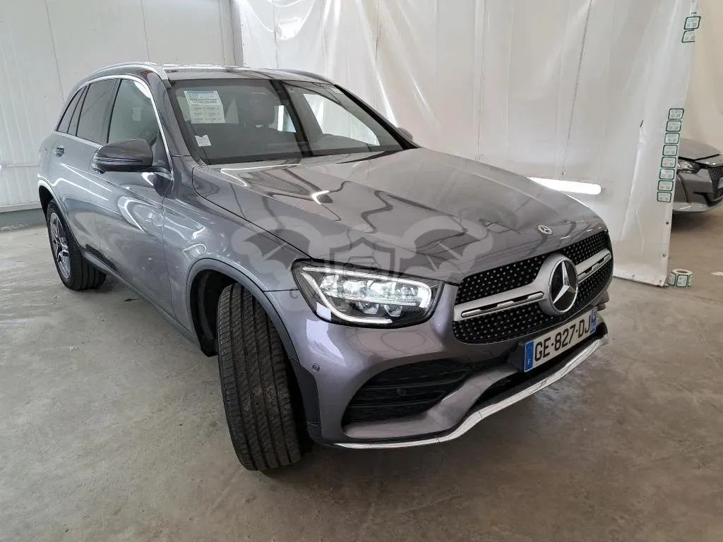 Mercedes-Benz GLC 300e AMG Line 2022