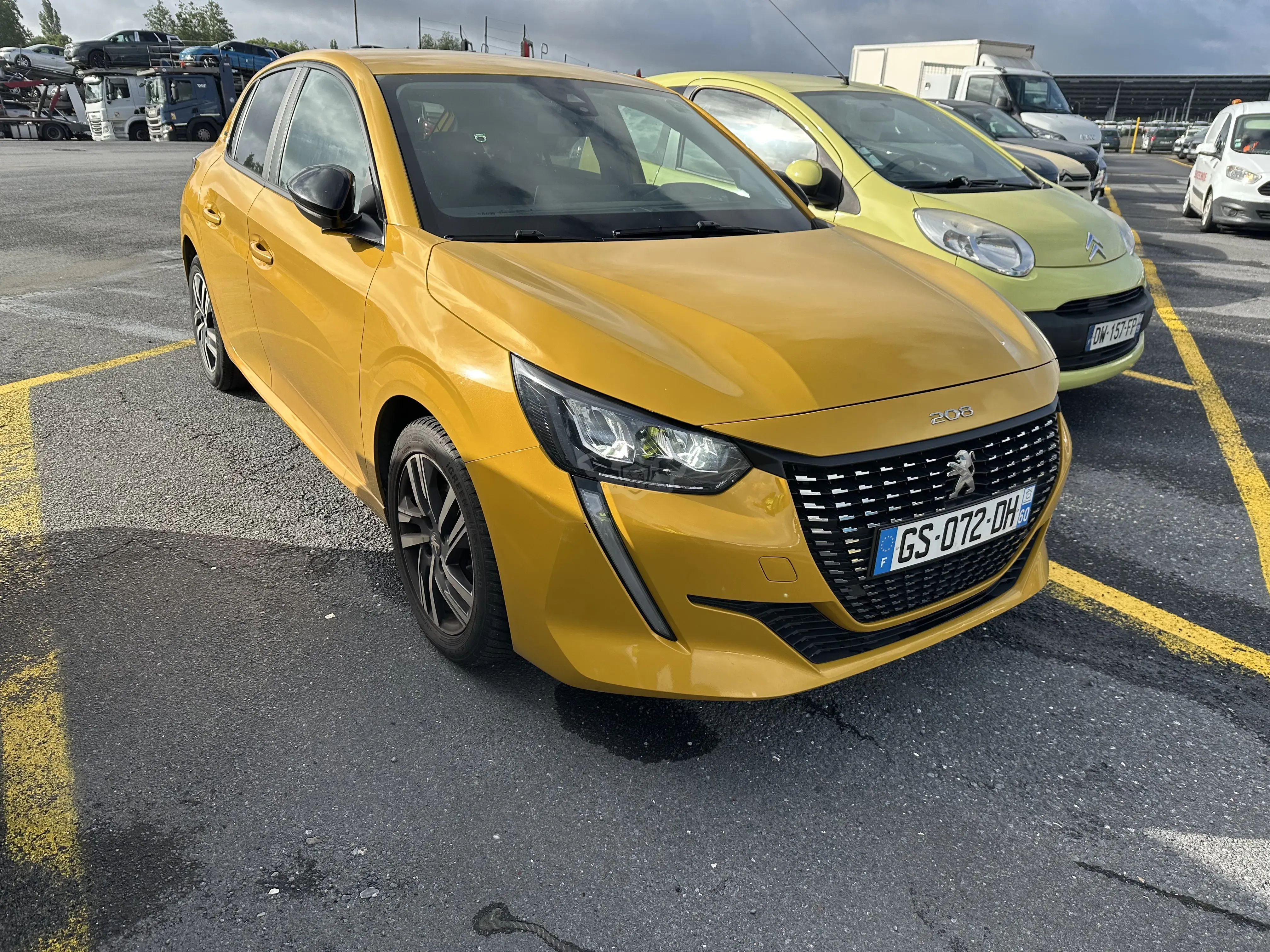 Peugeot 208 1.2i Style 2023