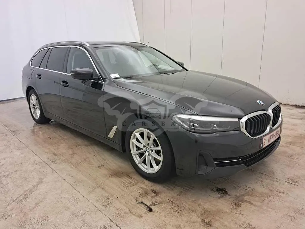 BMW 5 Series Touring 518d Lounge 2021
