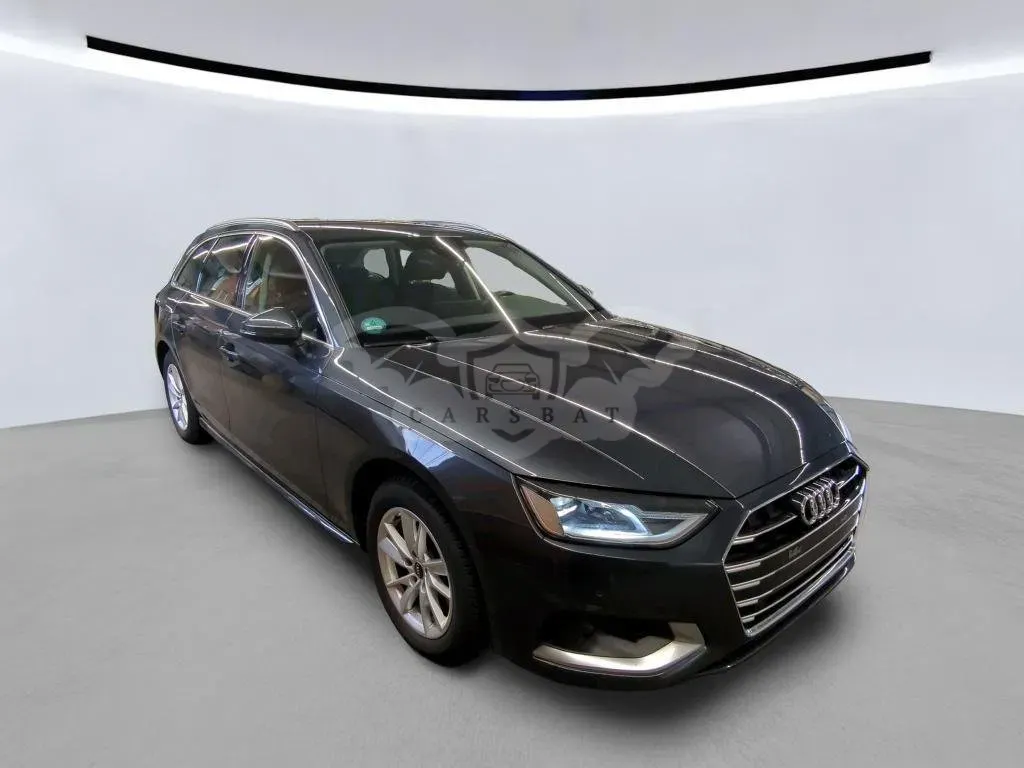 Audi A4 Avant 30 TDI Advanced 2022