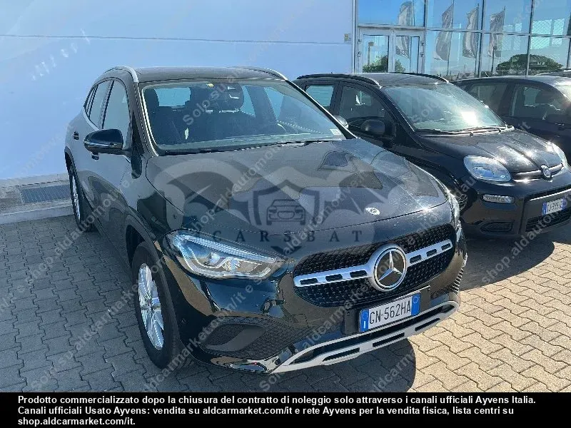 Mercedes-Benz GLA 200d Business 2023