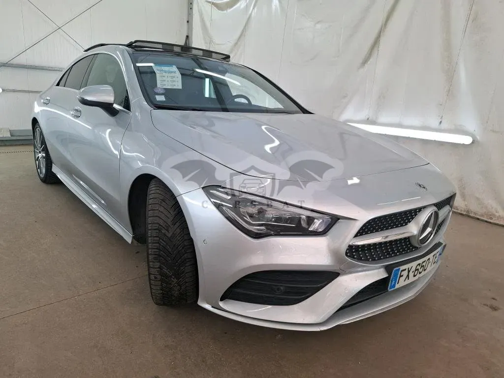 Mercedes-Benz CLA 200 AMG Line 2021