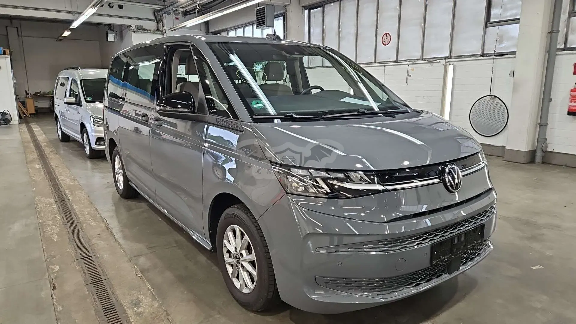 Volkswagen Multivan 2.0 TDI Life 2024
