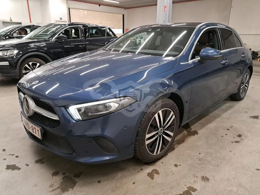Mercedes-Benz A 250e Luxury Line 2021
