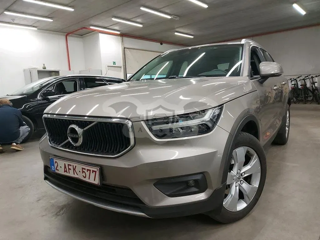 Volvo XC40 D3 Momentum Pro 2021