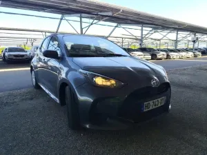 Toyota Yaris 1.5 Dynamic Business 2025