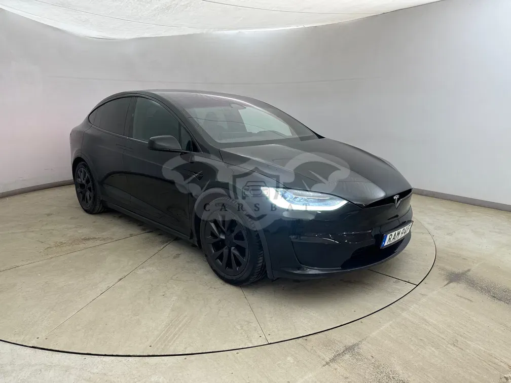 Tesla Model X 2023