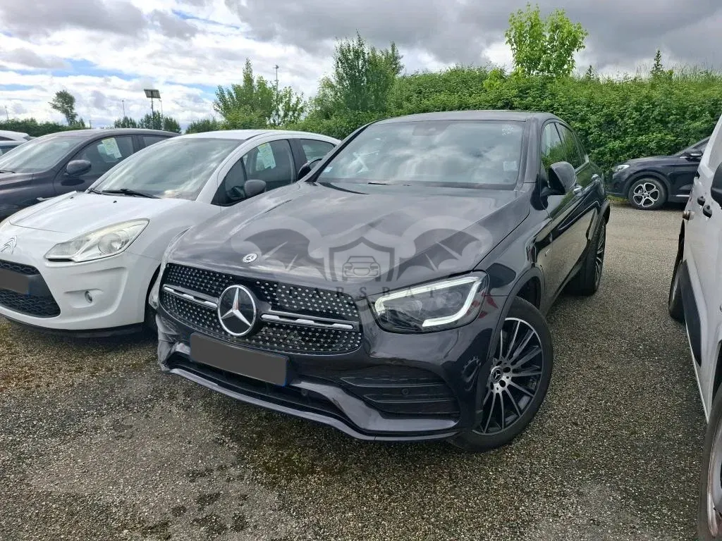 Mercedes-Benz GLC Coupé 300e AMG Line 2021