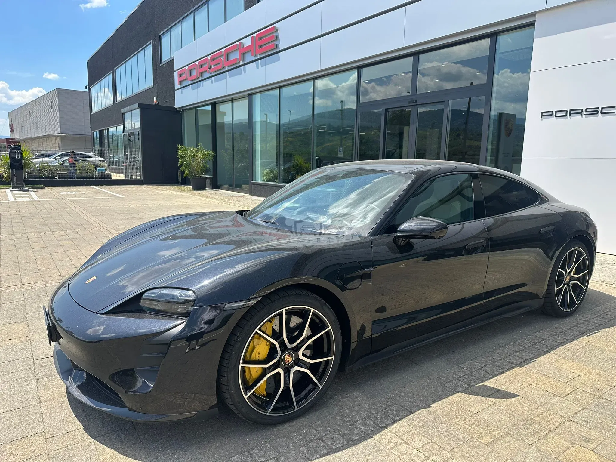 Porsche Taycan Turbo S 93 kWh 2022